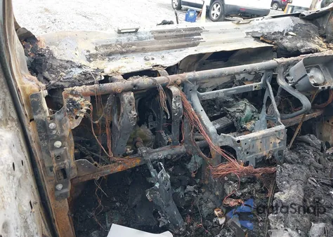 2017 Ford Escape Se z USA, uszkodzony, nr VIN 1FMCU0GD2HUE51313